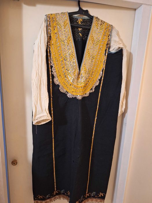 Автентична народна носия