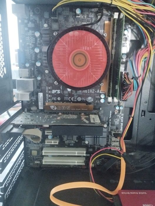 Kampyutrlar sotiladi holati yaxshi