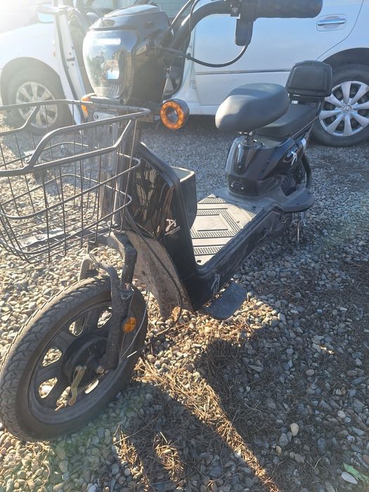 Электроскутер Amanat x10