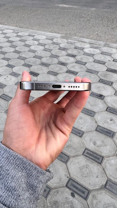 IPhone 16 pro 512 GB