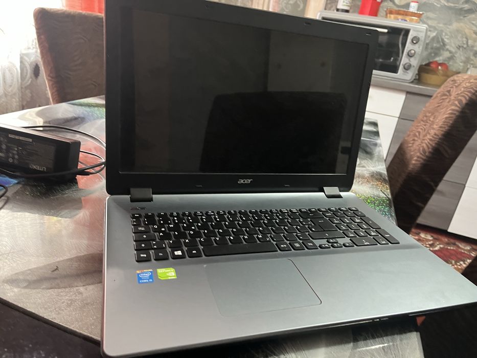 Vand Acer Aspire E5 771G