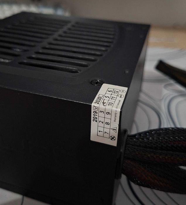 Sursă pentru calculator 600W