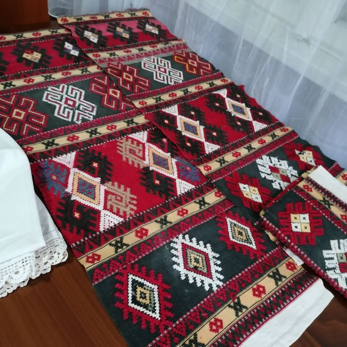 Cuverturipentru pat și fotolii