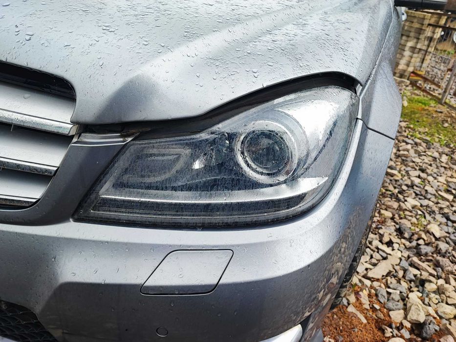 Мерцедес C 250 CDI 204 коня На Части седан авангард W204