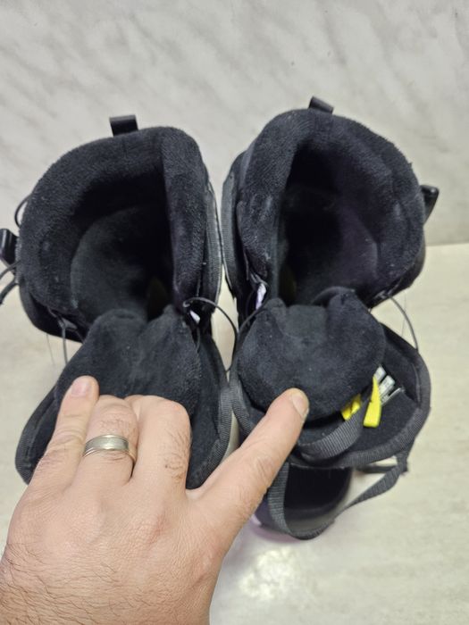 Boots 106 buti placa snowboard  Salomon Boa mărimea 37  ( 23,5  cm) .