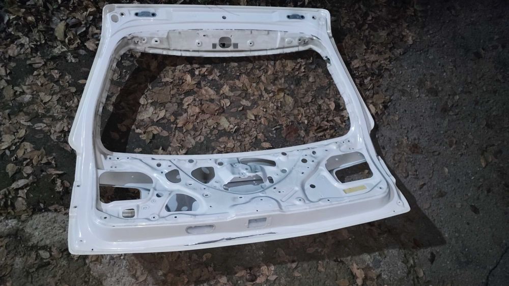 Дверь багажника Camry Gracia xv20
