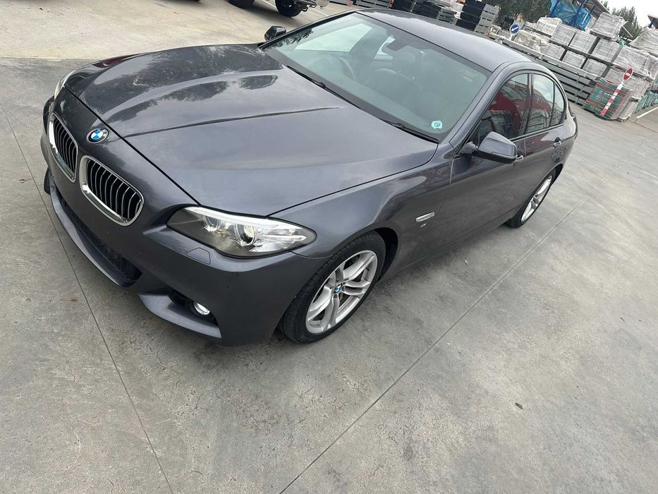 Dezmembrez Piese BMW Seria 5 F10 Facelift M Pachet LCI 3.0D 258cp B39