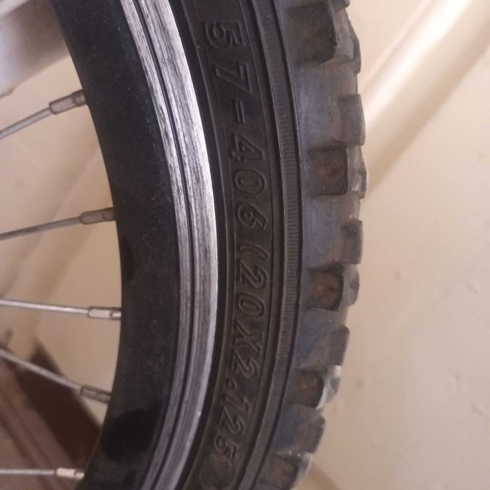 Bicicleta copii 6-9 ani