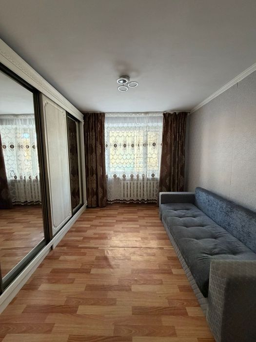 Продам 2 комнатную квартиру