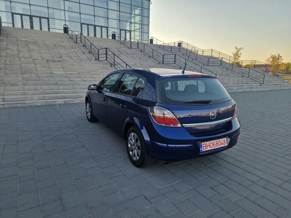OPEL Astra 2009 — imagine 4