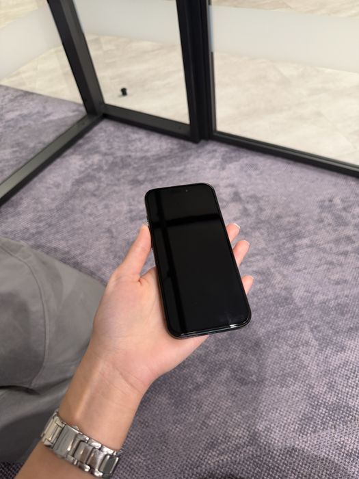iPhone 15 Pro, 128 GB