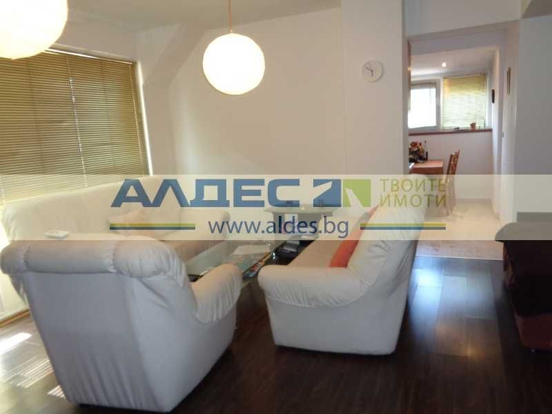 Продава се Тристаен апартамент в София, Банишора - 128 кв.м за 2024 €/кв.м - Снимка #2