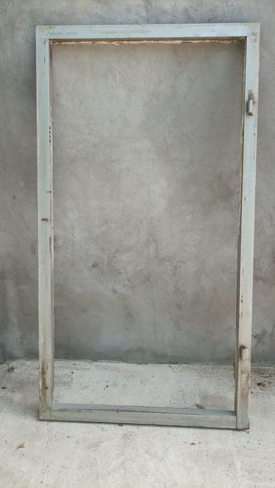 Продается дверь металическая!Б/У.