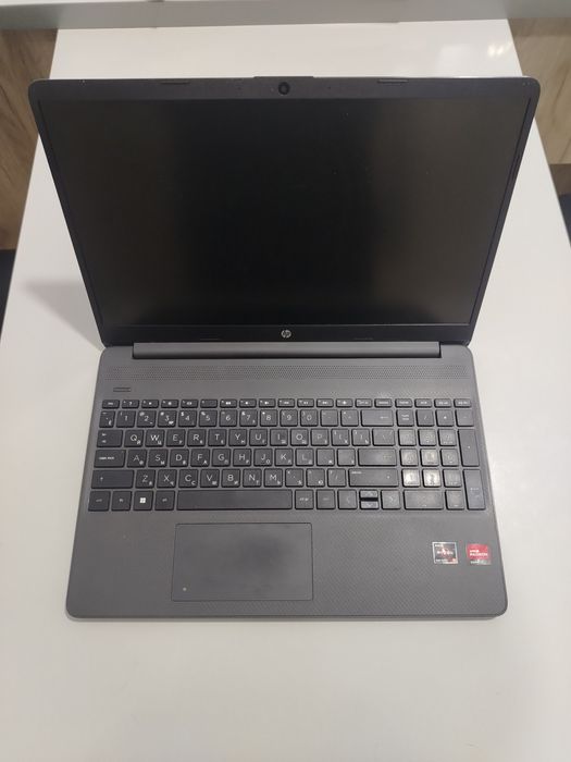 Noutbuk HP rayzen 5 holati yaxshi