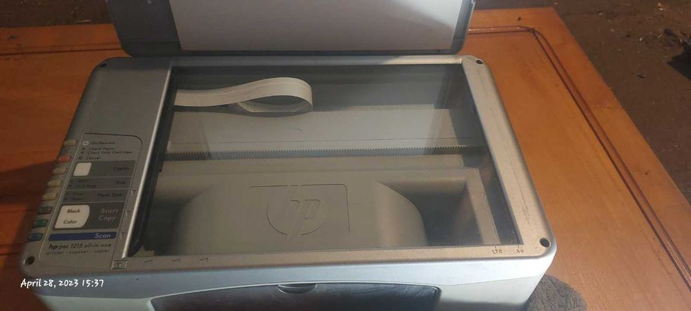 Принтери hp два броя