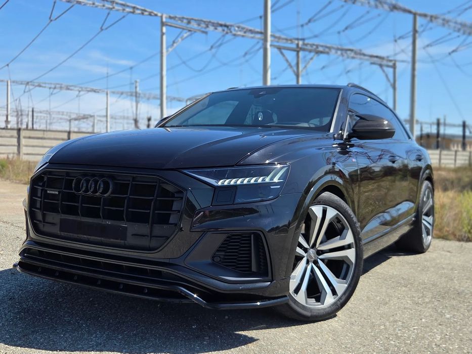 Audi Q8