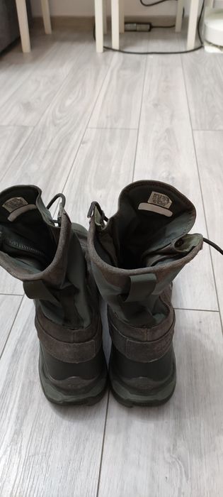 Vând bocanci Salomon Jungle Ultra mărimea 44