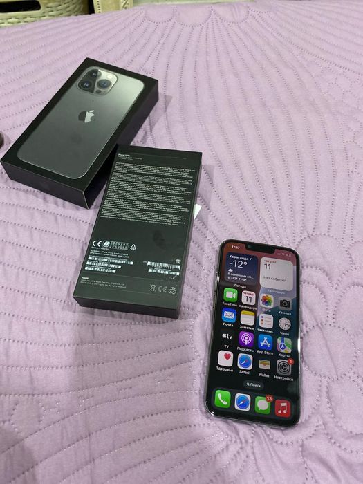 Продам iPhone  .