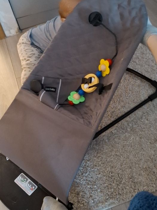 Продам шезлонг детский