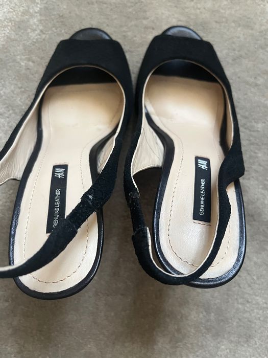Pantofi superbi din piele H&M