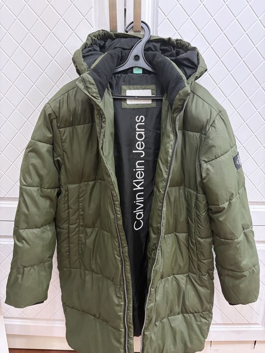 Пуховик Calvin Klein Jeans, на 12-14 лет