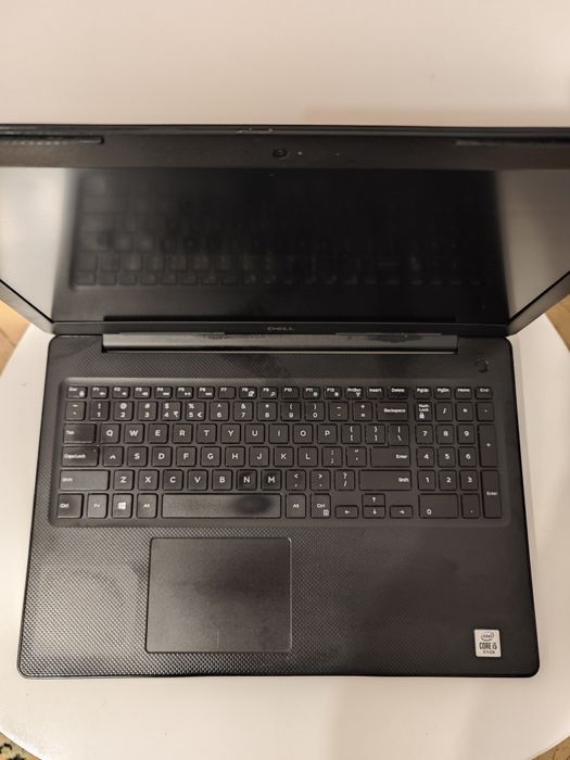 Laptop Dell Vostro 15 3000 (i5 10th, 16 RAM, 256 SSD) + Windows 11 Pro