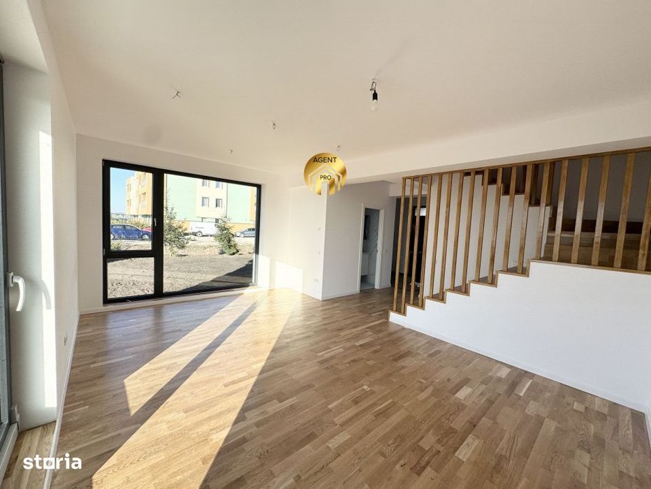 Vila P+1+M - 5 camere - Piscina in Complex, Otopeni Odaile