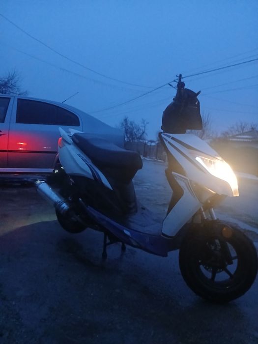 Vand scuyer lex moto sau schimb cu jrh
