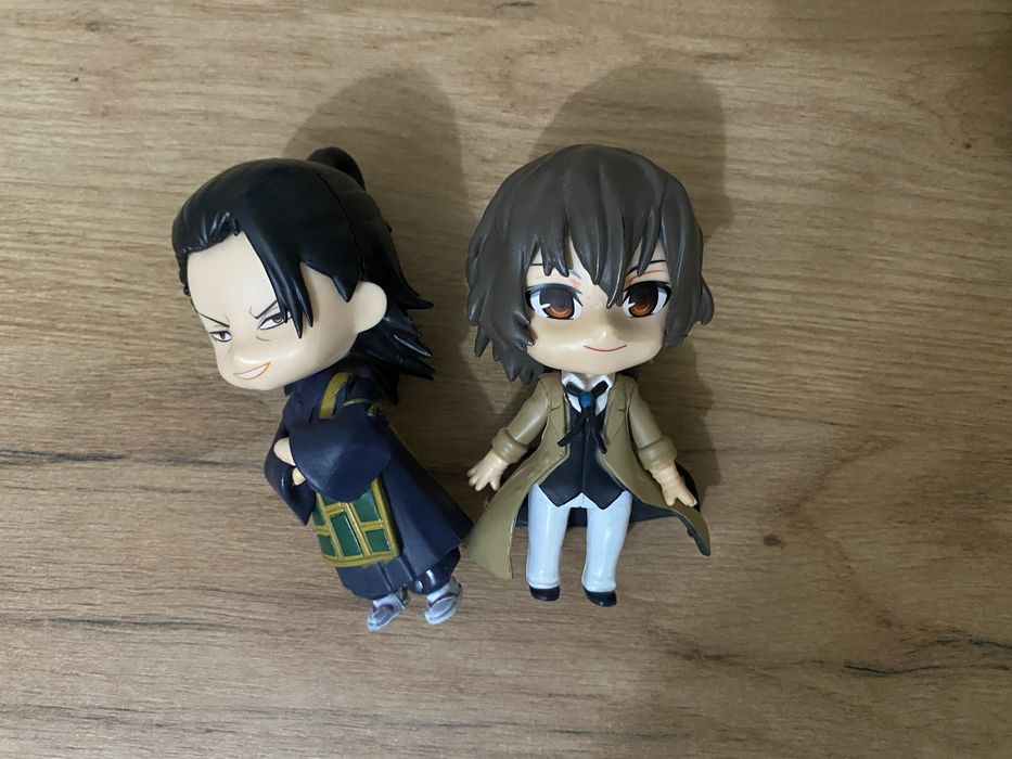 фигурки и значки. осд, аниме