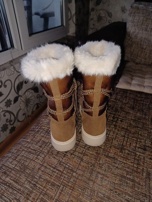 Ботуши GEOX  велур