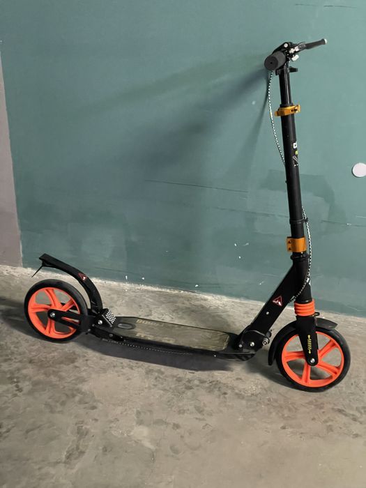 Продам детский самокат