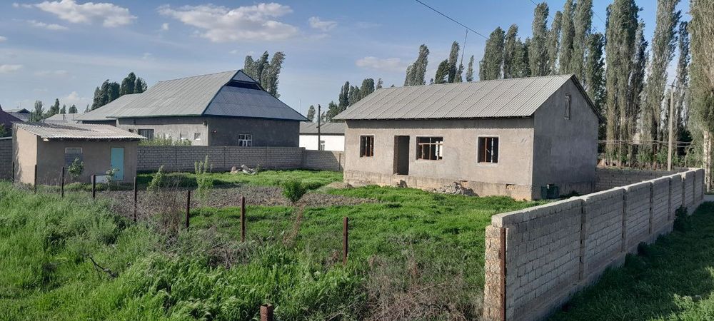 Уй дала ховли участка ер сотилади