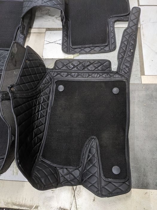 Toyota Land Cruiser 300 коврики