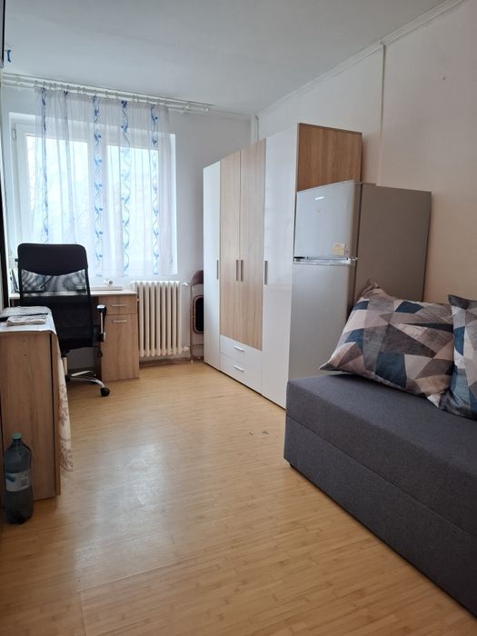 Garsoniera de inchiriat - Piata Resita