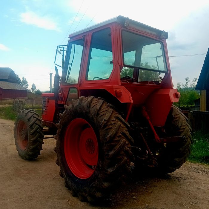 Vând tractor Cararo