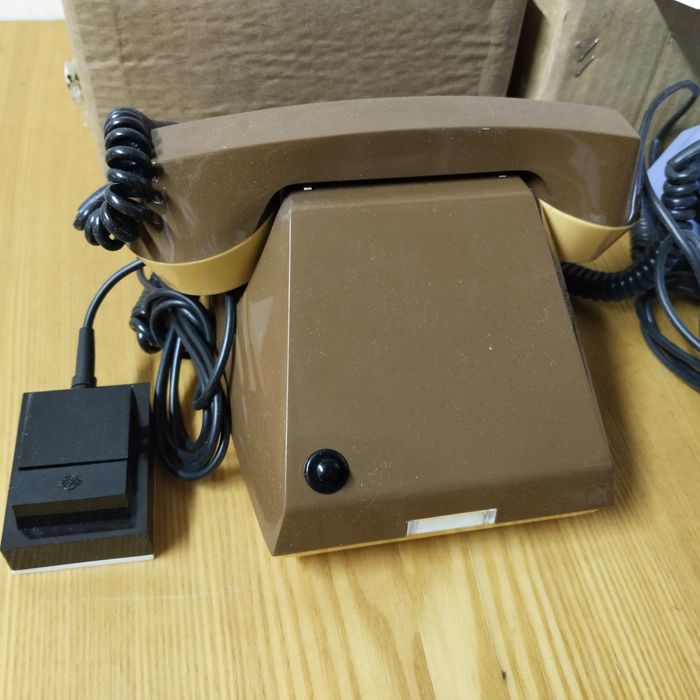 Телефон, новый СССР.