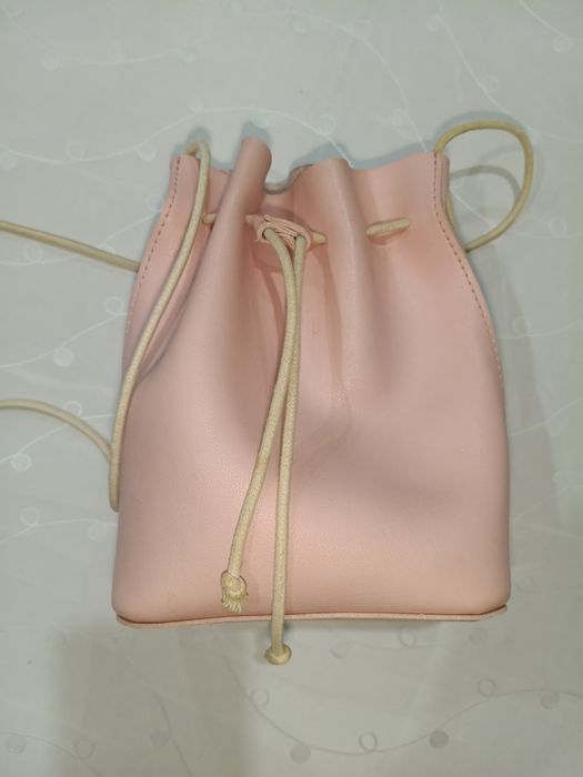 Продам сумку Miniso