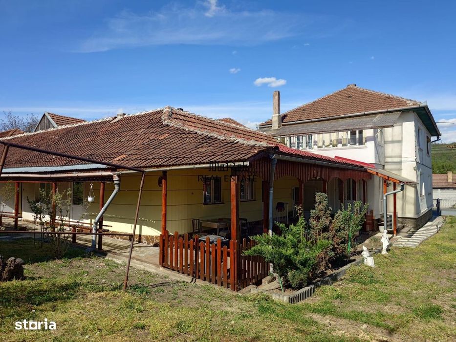 Casa si Teren Brad la drum european