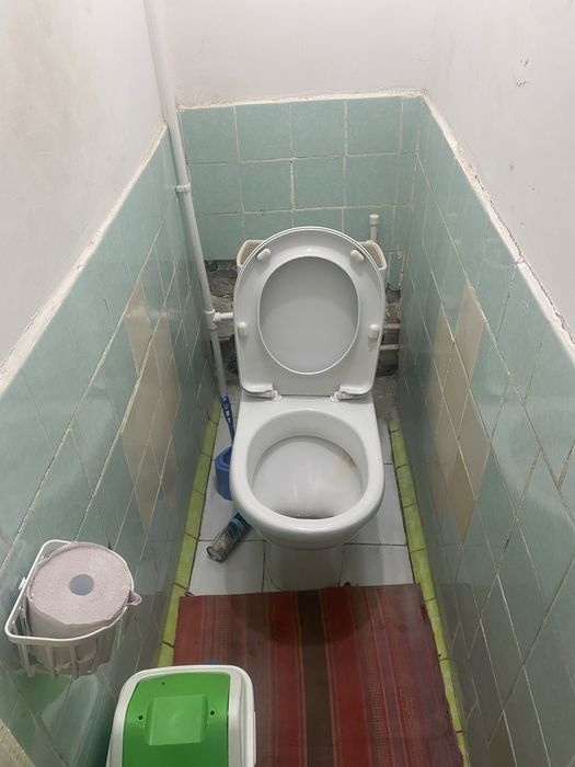 Sagdianada 2 xonali uyning 1 xonasi 2 qizga ijaraga beriladi