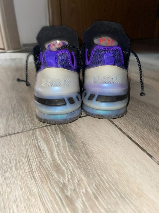 LeBron 18 'The Chosen 2'