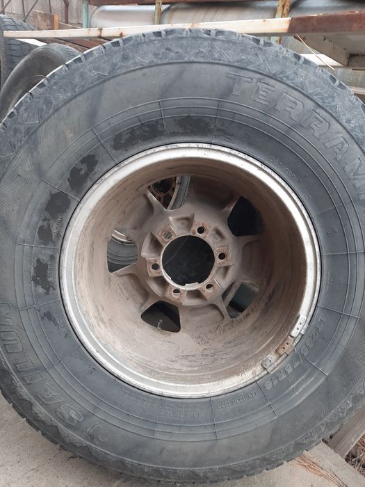 Продам диски с резиной