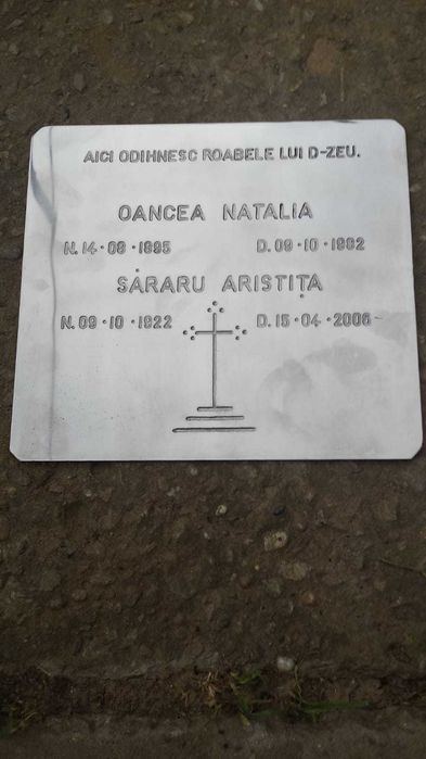 Cruce din fier pentru mormânt