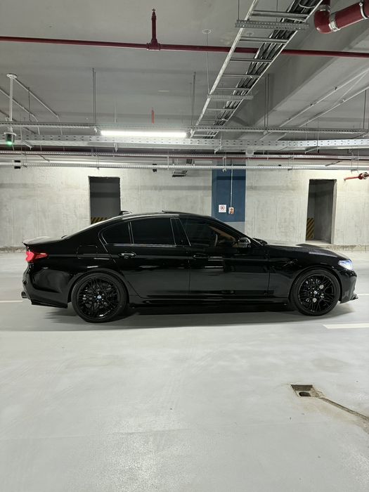 Продам свой Bmw g30 в идеальном состоянии! Фуловой комплектация!