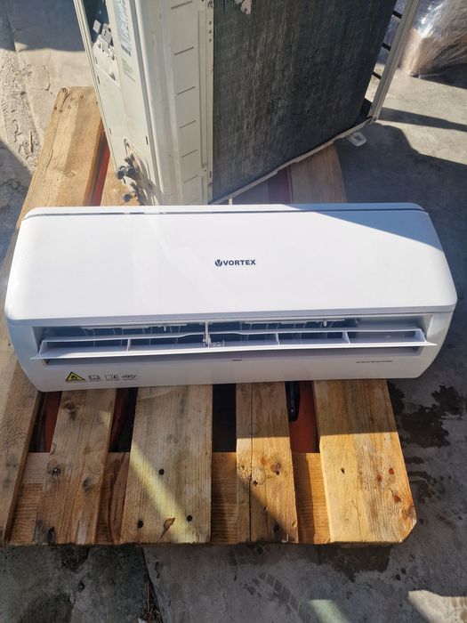 Aer conditionat 12000 BTU  Fara telecomanda si fara freon