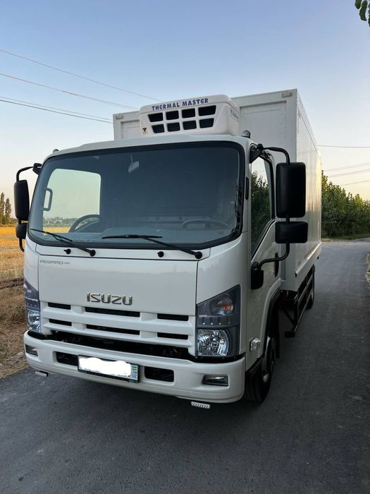 Isuzu NPR-75 реф 5тонна