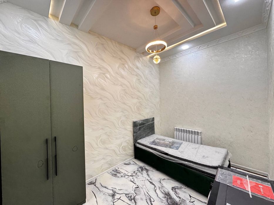 3 xonali kvartira sotiladi. 7 - qavatda liftli domda. Vokzal