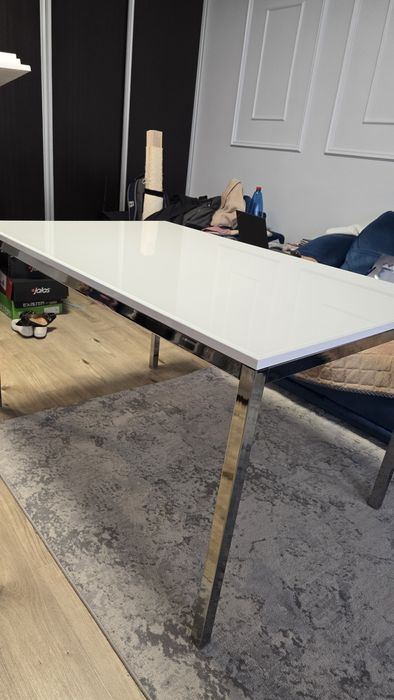 Masa IKEA cu blat de lemn si sticla 135×85