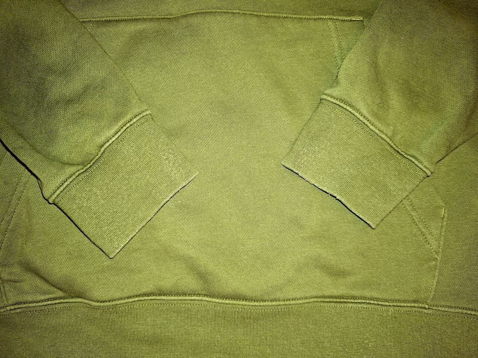 Vând hanorac original Nike, puțin purtat, mărimea M