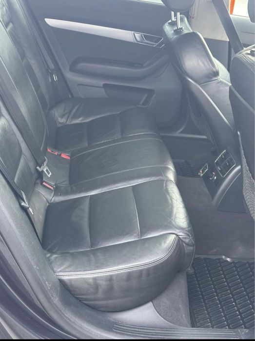 Audi a6 c6 2010  sau  schimb cu t5 8+1
