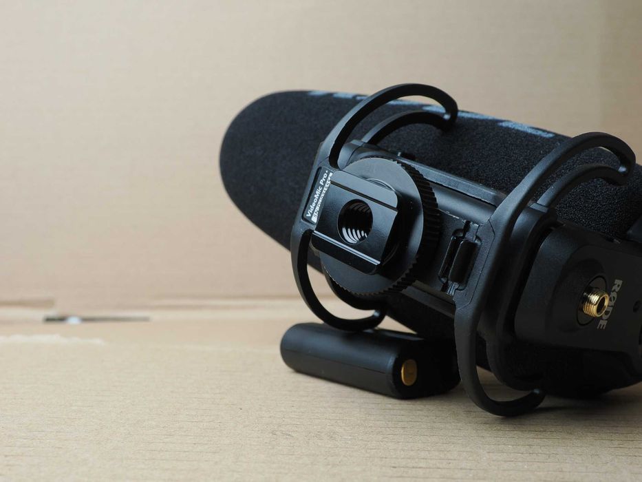 RØDE VideoMic Pro+  microfon shotgun on-camera  stare impecabilă cutie